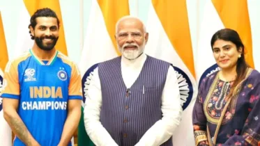રવિન્દ્ર જાડેજાની હવે રાજનીતિની પિચ પર એન્ટ્રી! ભાજપની સદસ્યતા ગ્રહણ કરી