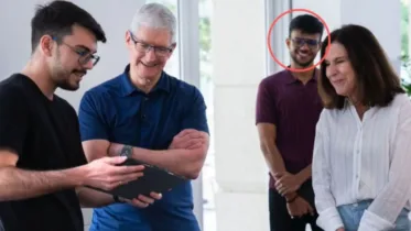 Apple CEO ટિમ કુકે વારાણસીના આ વિદ્યાર્થી સાથે કરી મુલાકાત અને કર્યા વખાણ